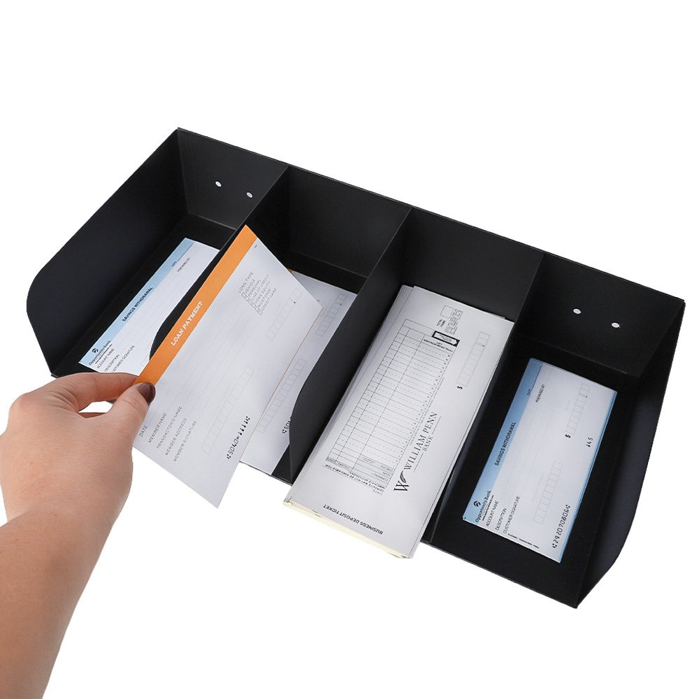 STEELMASTER® Check Separator - 4 Pocket - Black lifestyle
