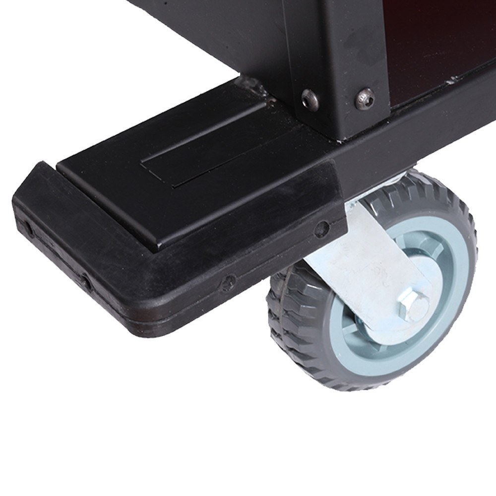 Rubber pads on corners 