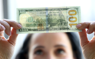 Thumbnail - top ways to detect counterfeit money. 