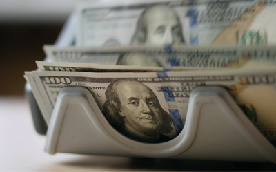 Can your currency counter detect fake money?